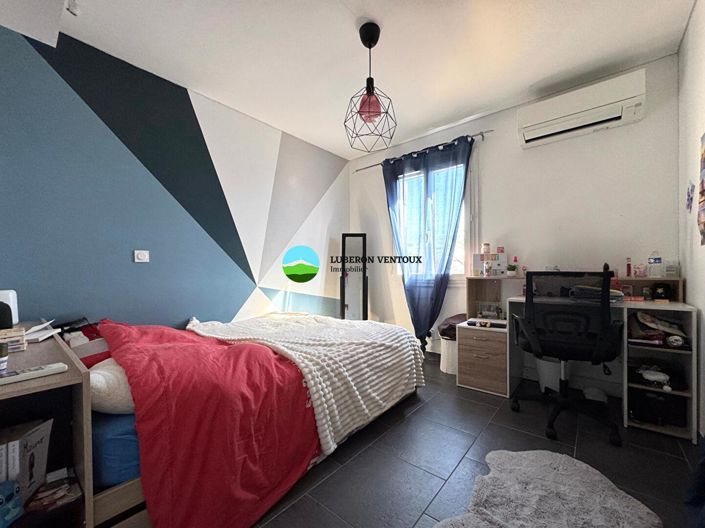 Image No.10-3 Bed House for sale