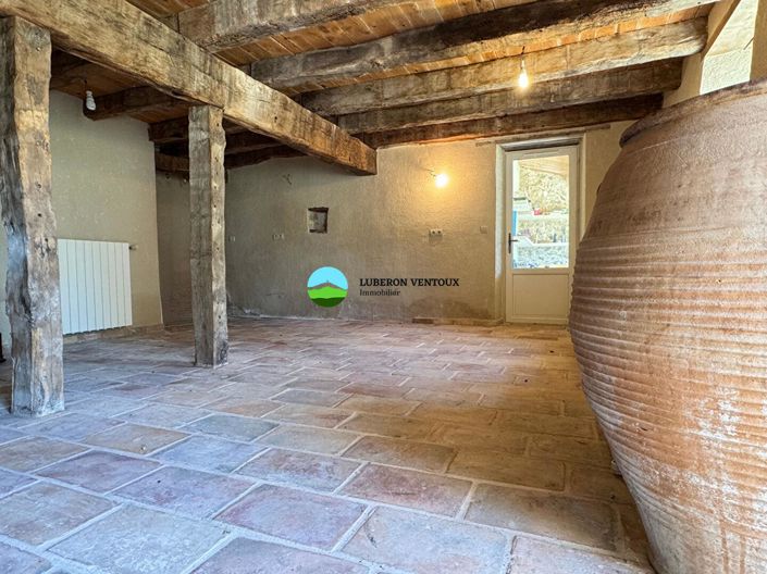 Image No.10-3 Bed House for sale