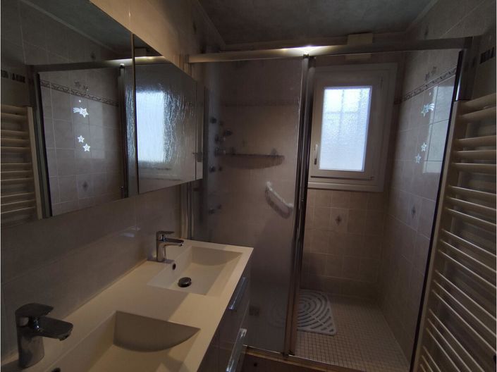 Image No.14-3 Bed House for sale