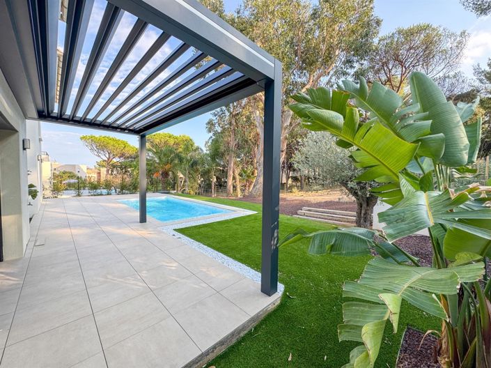 Image No.3-4 Bed House for sale