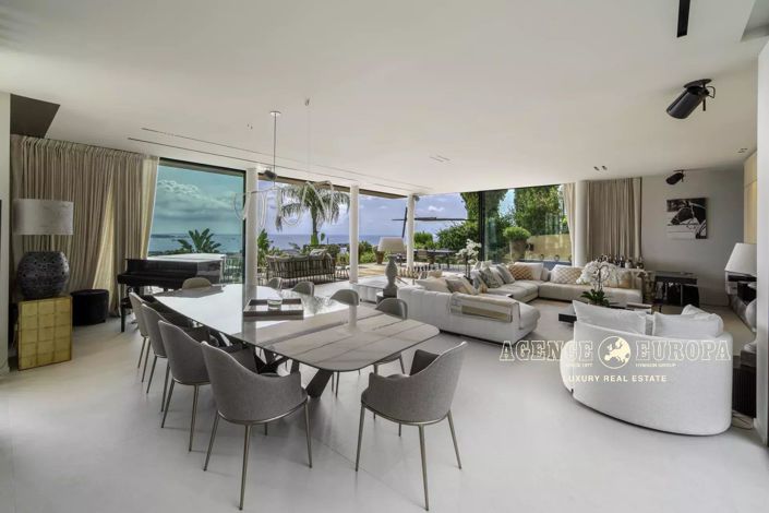 Image No.10-5 Bed House for sale