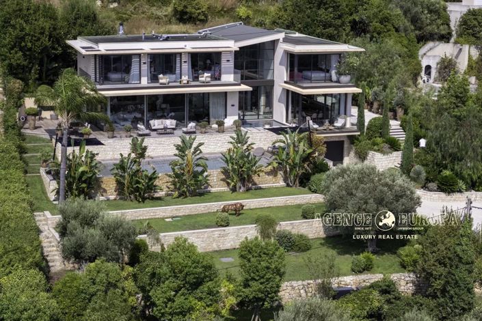 Image No.6-5 Bed House for sale