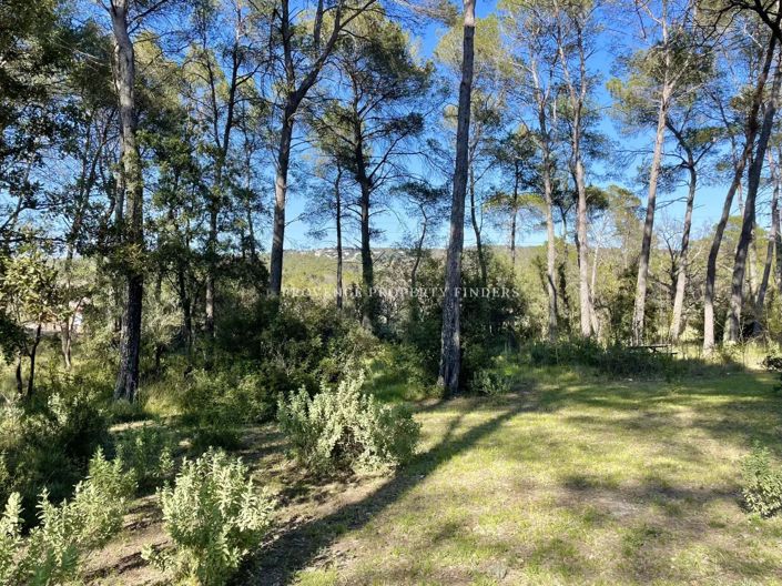 Image No.15-5 Bed House for sale