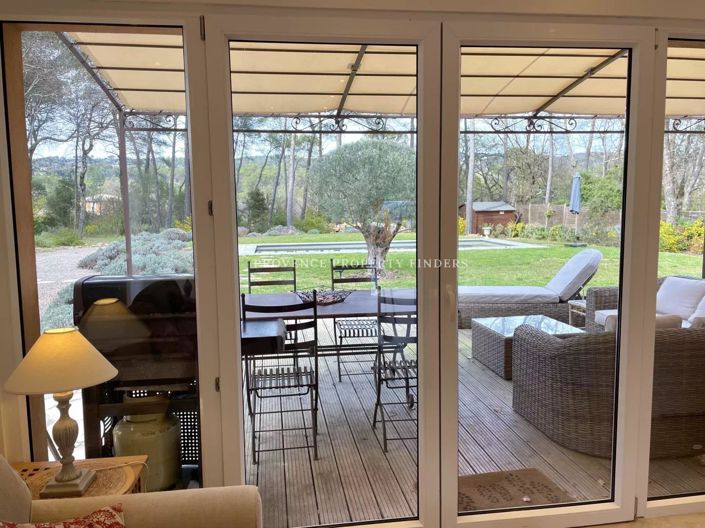 Image No.17-5 Bed House for sale