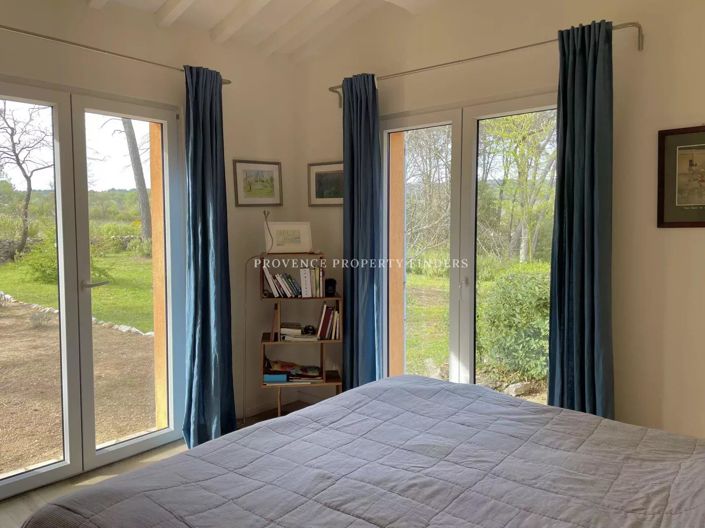 Image No.32-5 Bed House for sale