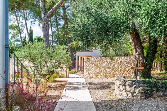 Image No.26-9 Bed House for sale