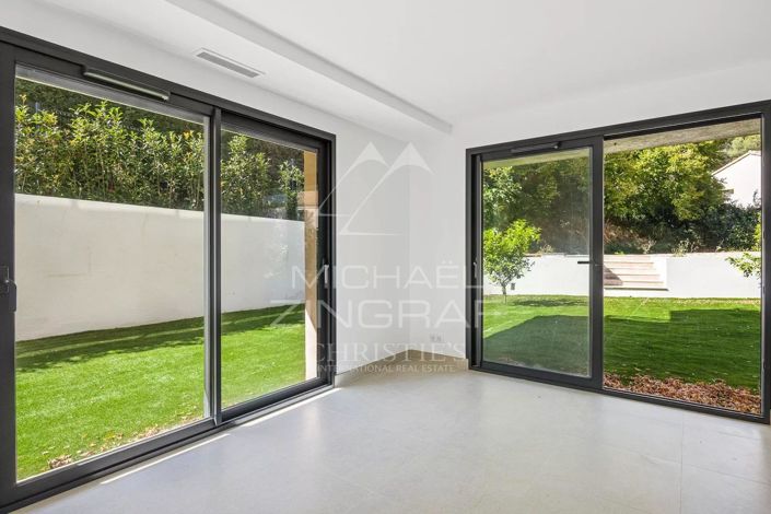 Image No.3-3 Bed Apartment for sale