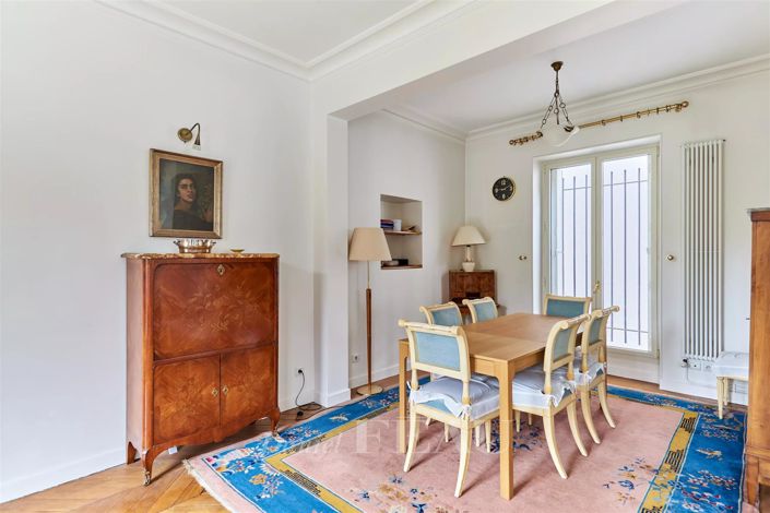 Image No.15-6 Bed House for sale