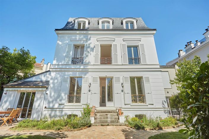 Image No.2-6 Bed House for sale