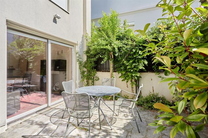 Image No.36-6 Bed House for sale