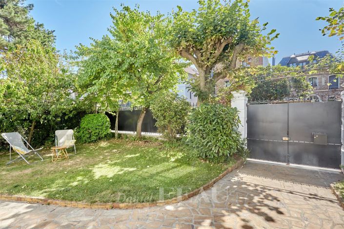 Image No.39-6 Bed House for sale