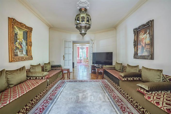 Image No.10-4 Bed Apartment for sale