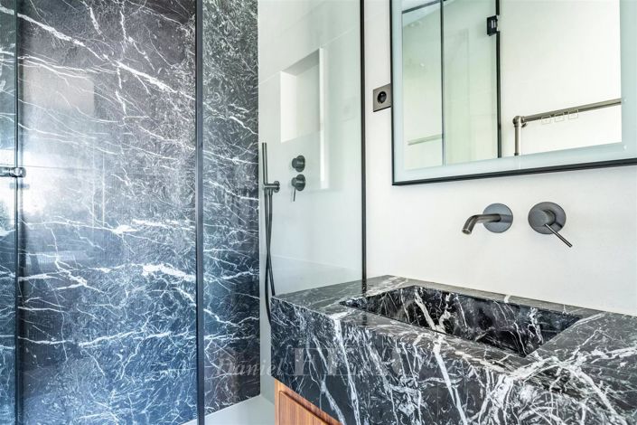 Image No.18-Appartement de 4 chambres à vendre à Paris