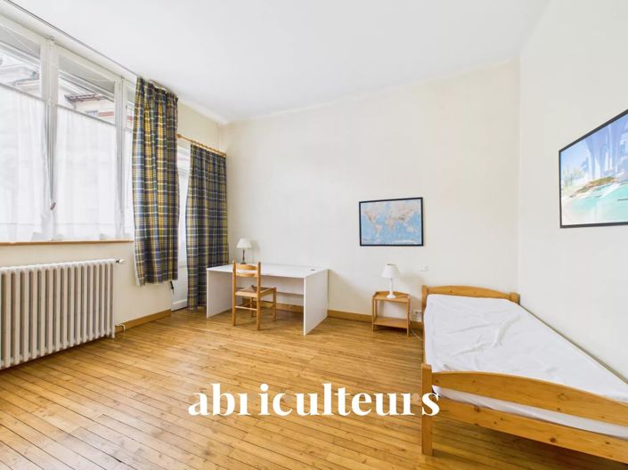 Image No.14-6 Bed House for sale