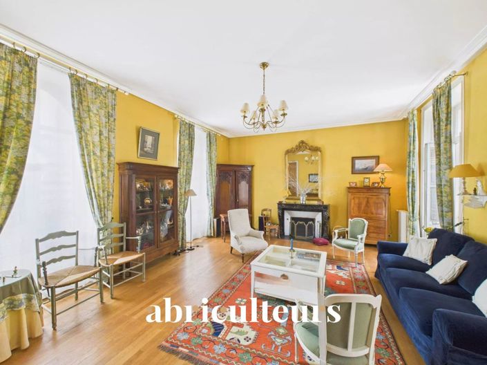 Image No.3-6 Bed House for sale