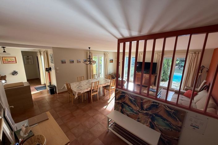 Image No.4-4 Bed House for sale