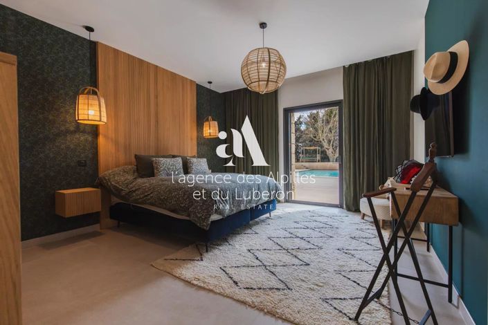 Image No.13-4 Bed House for sale