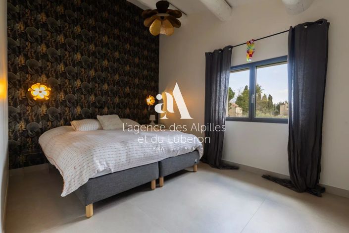 Image No.20-4 Bed House for sale