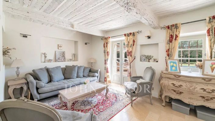 Image No.16-7 Bed House for sale