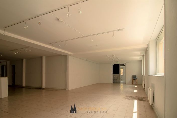 Image No.5-House for sale