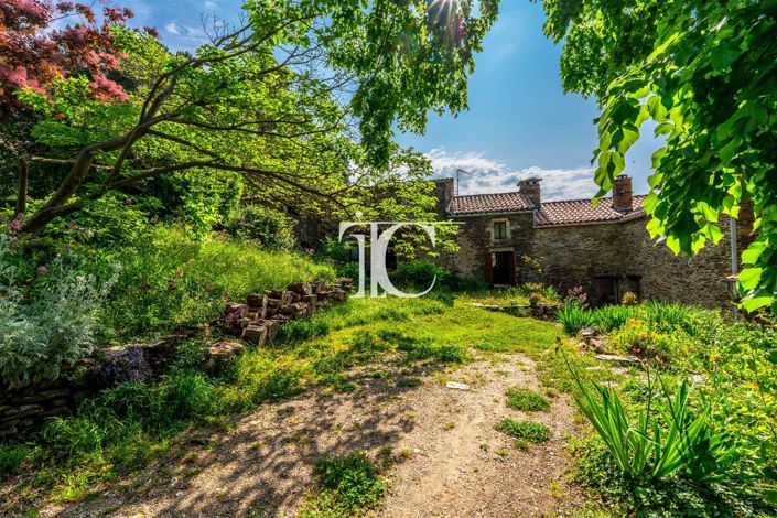 Image No.22-4 Bed House for sale