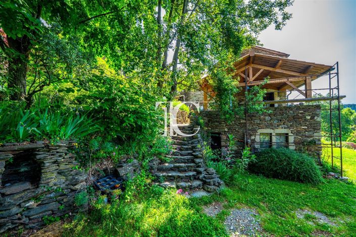 Image No.30-4 Bed House for sale