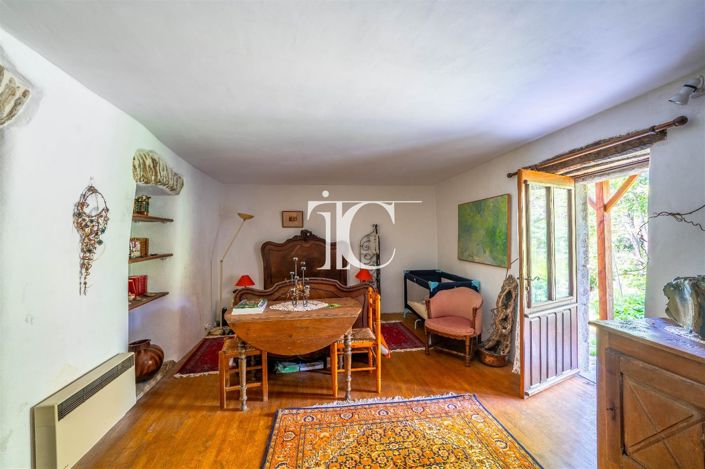 Image No.7-4 Bed House for sale