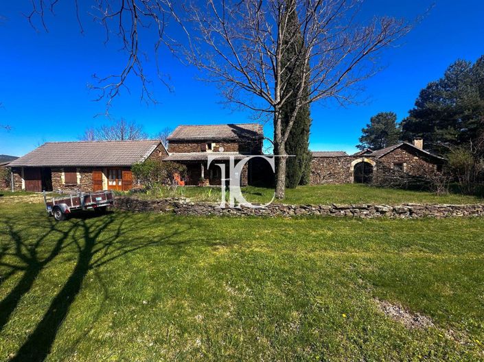 Image No.2-7 Bed House for sale