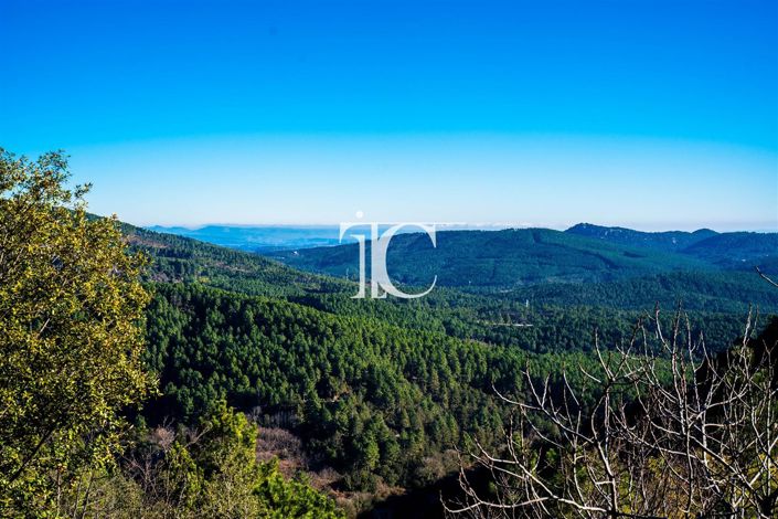 Image No.21-7 Bed House for sale