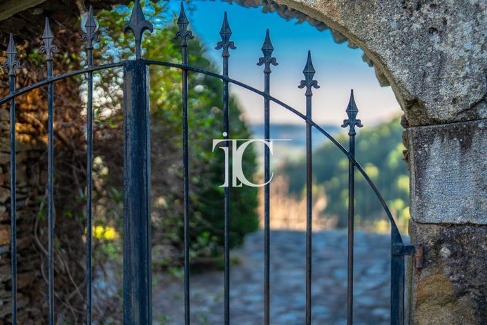 Image No.4-7 Bed House for sale