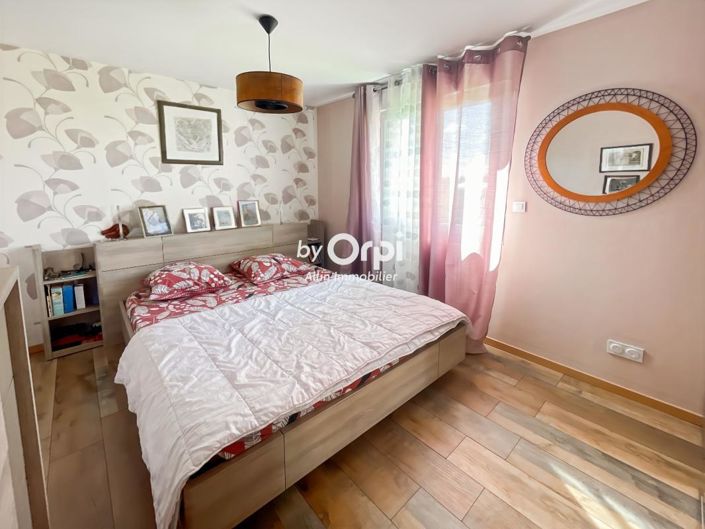 Image No.15-3 Bed House for sale