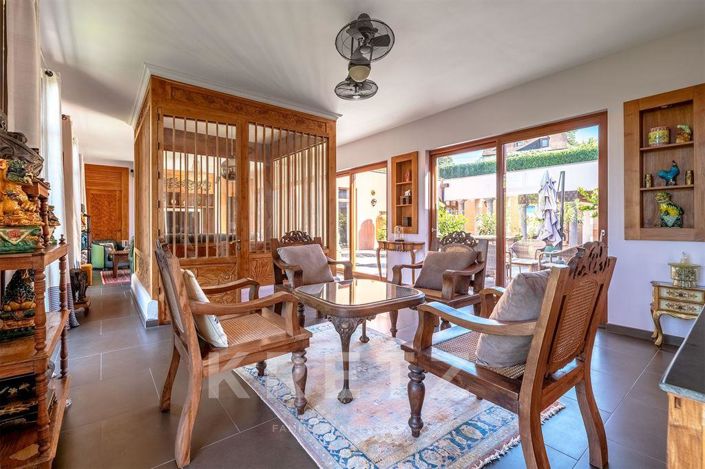 Image No.9-3 Bed House for sale