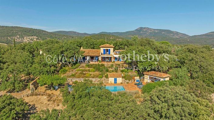 Image No.2-7 Bed Property for sale