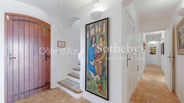 Image No.4-7 Bed Property for sale