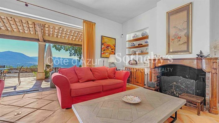 Image No.6-7 Bed Property for sale