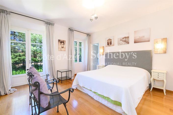 Image No.9-3 Bed Apartment for sale