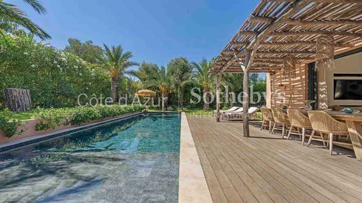 Image No.10-4 Bed Property for sale