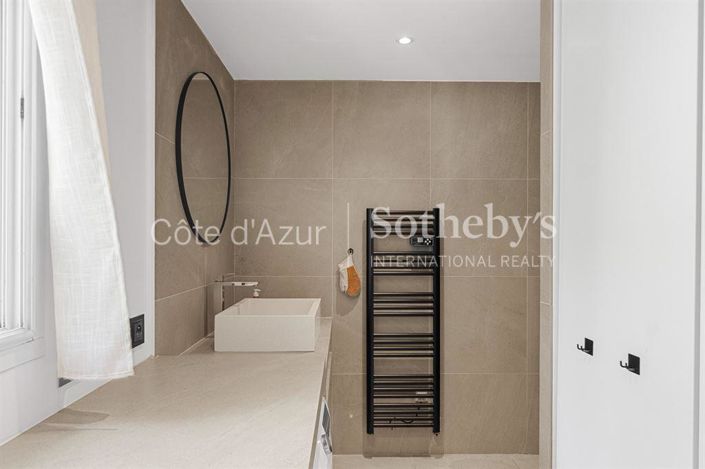 Image No.14-5 Bed House for sale