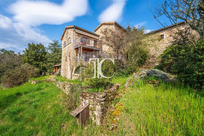 Image No.1-6 Bed House for sale