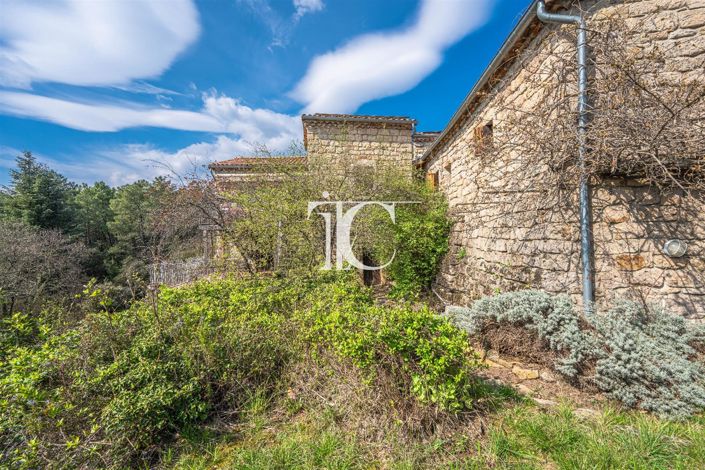 Image No.29-6 Bed House for sale