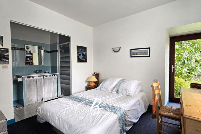 Image No.15-6 Bed House for sale