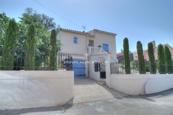 Image No.12-2 Bed House for sale