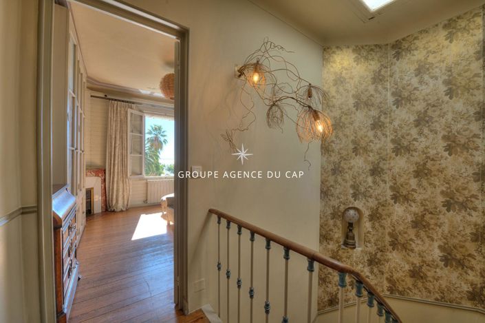 Image No.11-5 Bed House for sale