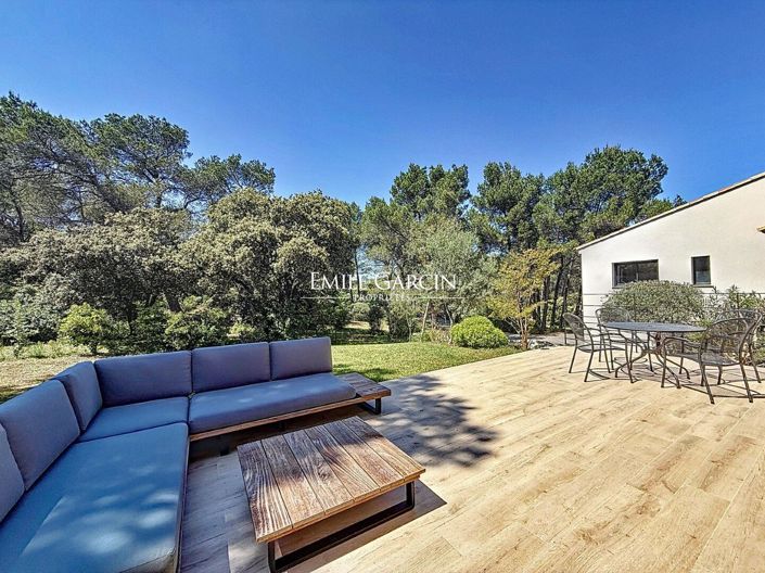 Image No.11-6 Bed House for sale