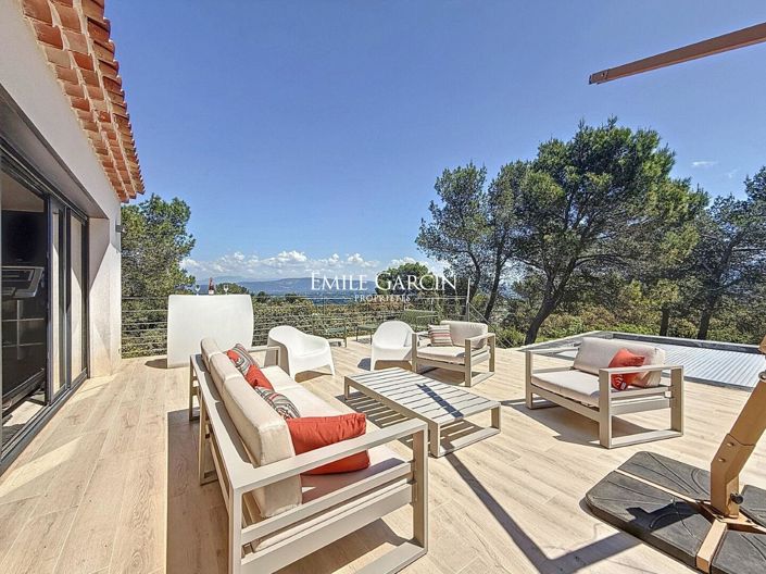 Image No.3-6 Bed House for sale