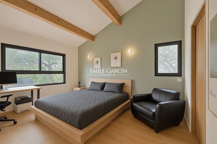 Image No.7-6 Bed House for sale