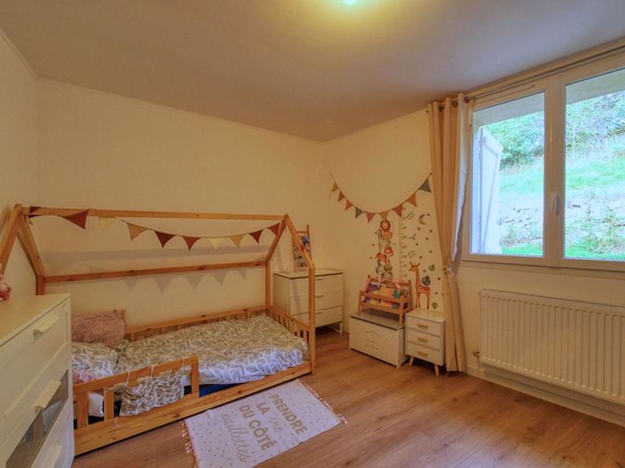 Image No.14-3 Bed House for sale