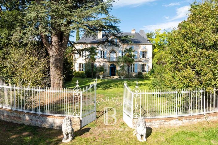 Image No.5-10 Bed House for sale