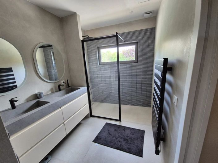 Image No.9-4 Bed House for sale