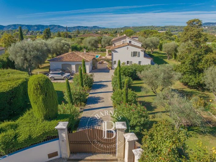 Image No.46-6 Bed House for sale